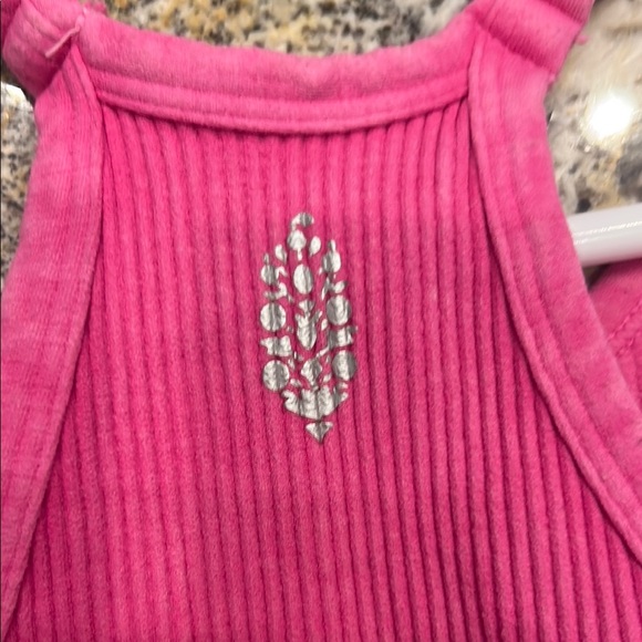 Women's Pink Ribbed Tank Top - Picture 3 of 3